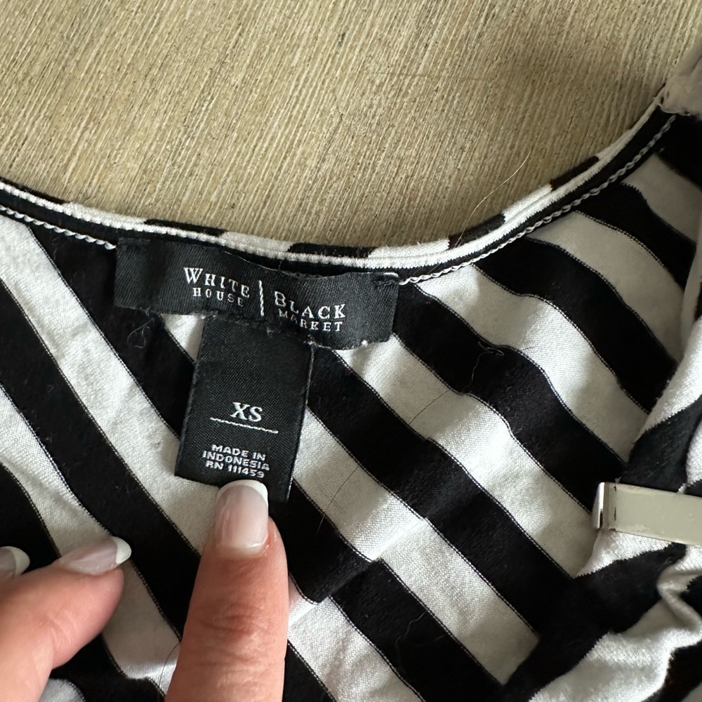White House Black Market Black & White Diagonal and teal Stripe Tank set - Picture 2 of 11